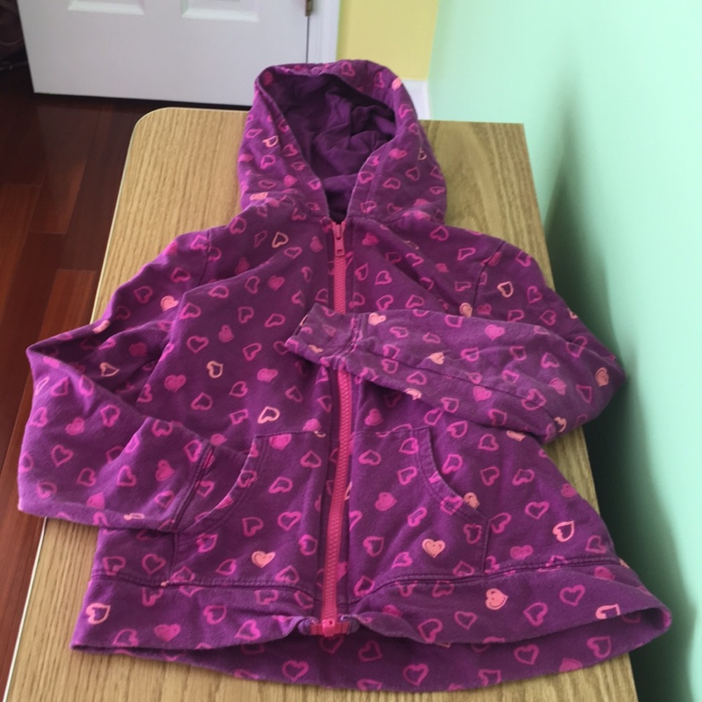 Girls Zip-up Sweatshirt !